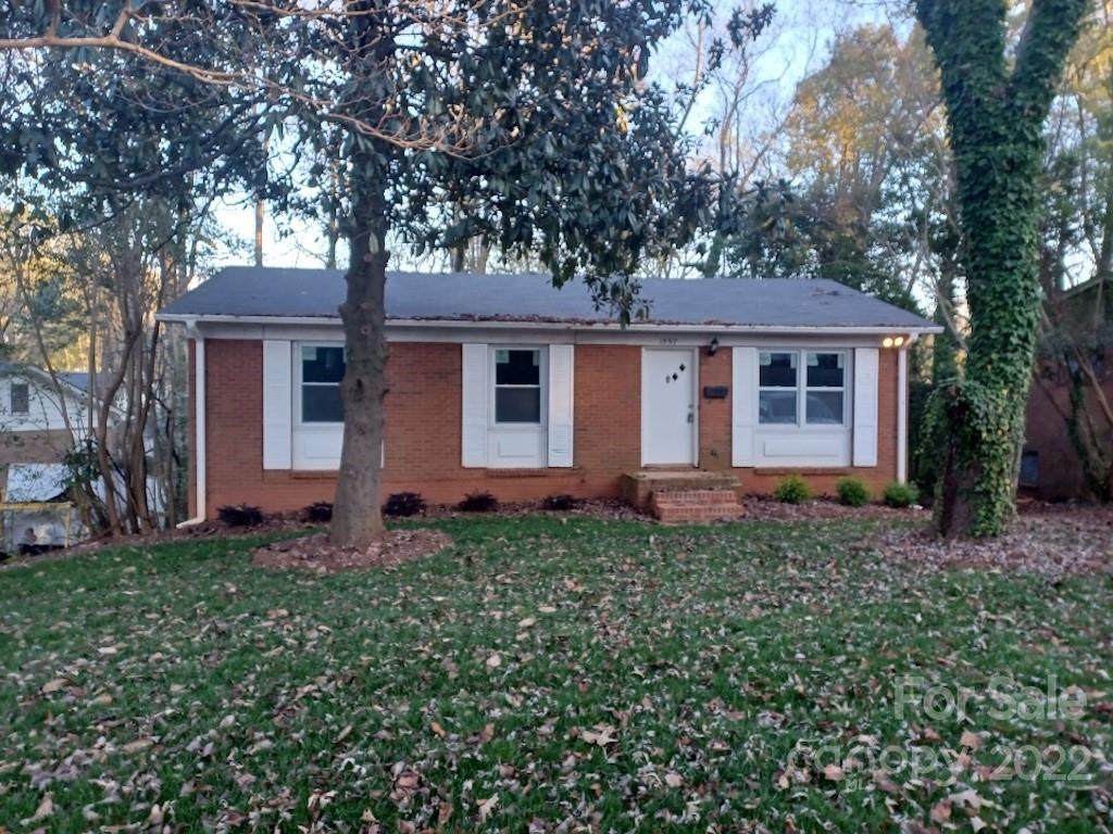 1557 Westdale Drive - Photo 1
