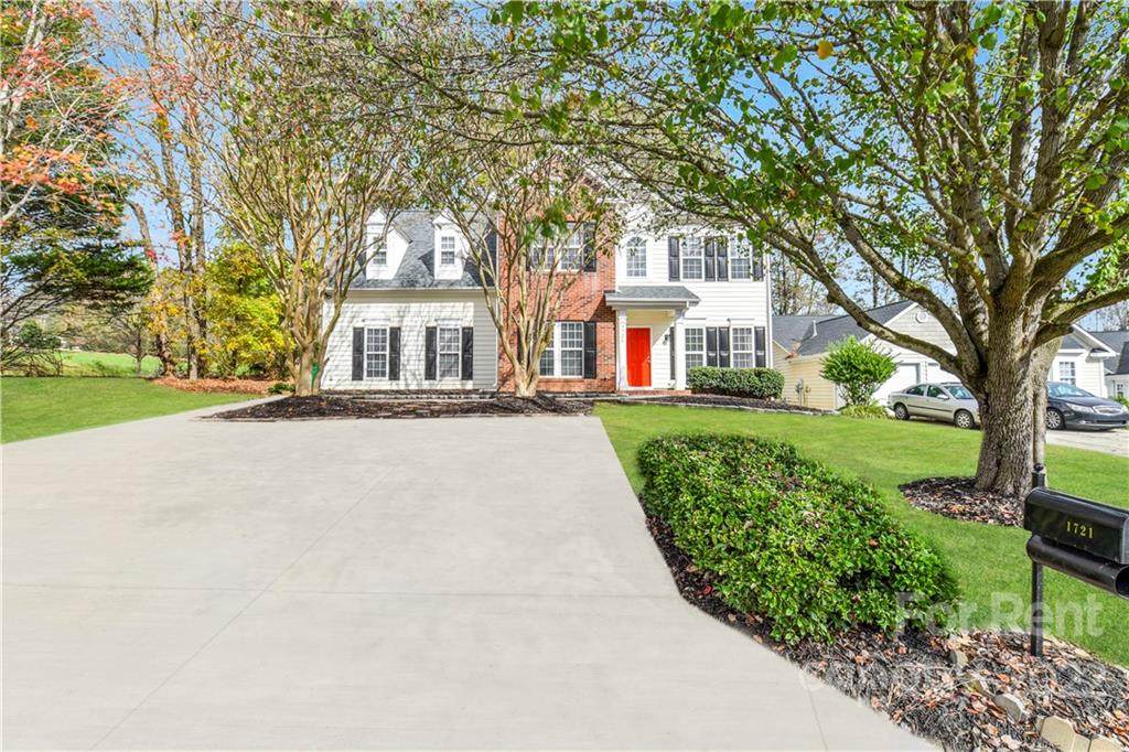 1721 Josie Street - Photo 1