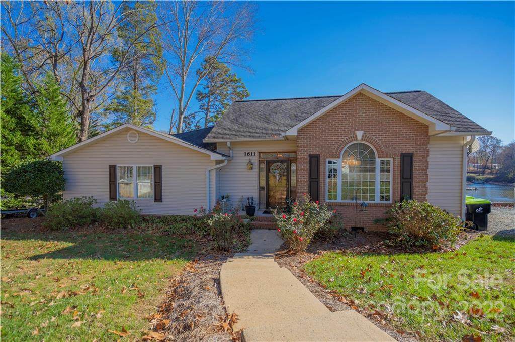 1611 Warf Road - Photo 1