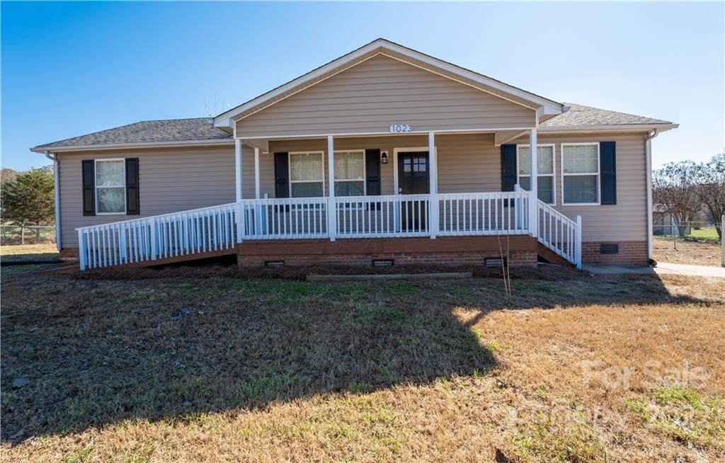 1023 Canada Drive - Photo 1