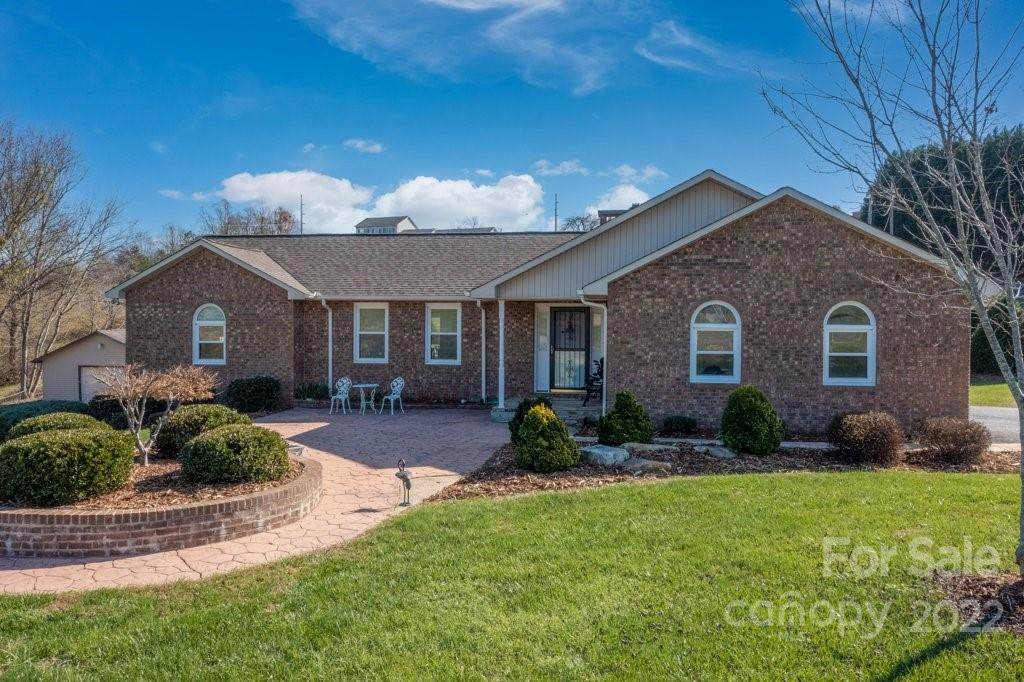 1633 Jamestown Road - Photo 1