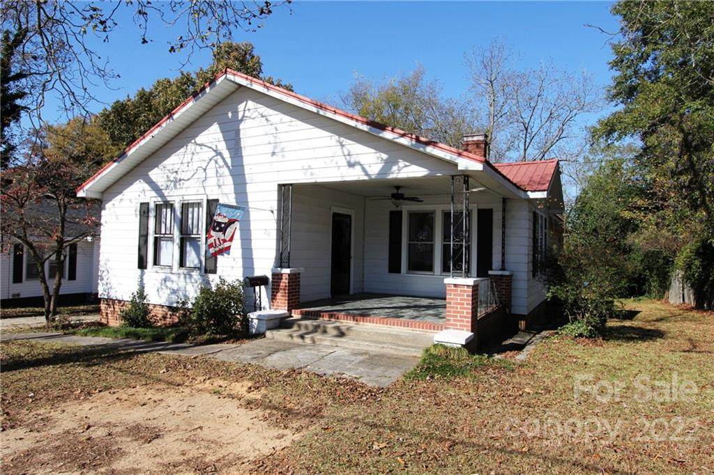 213 Little Street - Photo 1