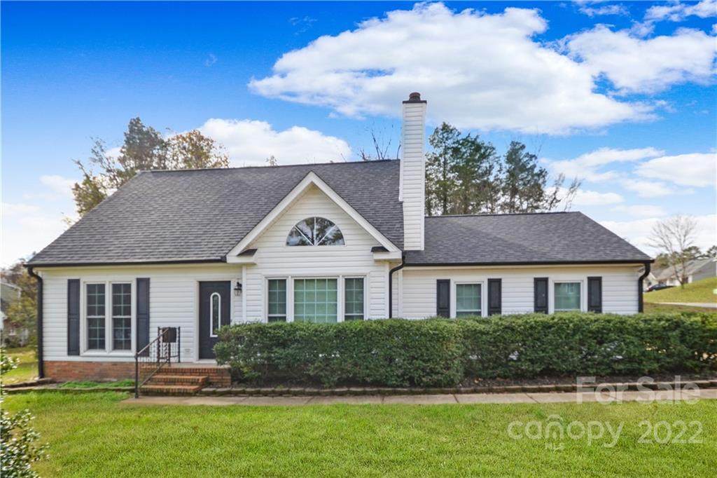 338 Windrose Lane - Photo 1