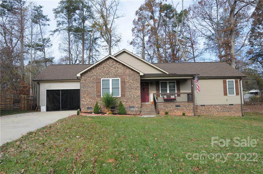 3733 Rolling View Lane - Photo 1