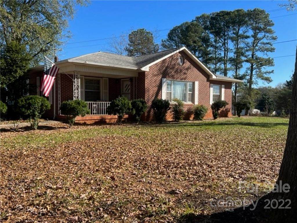 718 Withrow Road - Photo 1