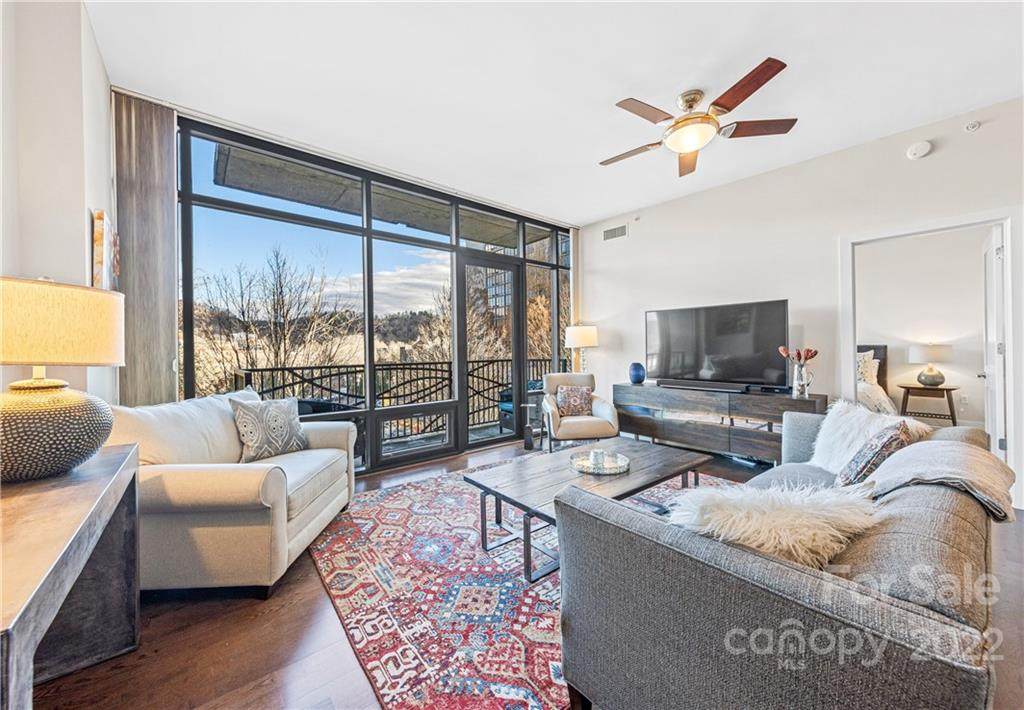 60 Market Street - Photo 1