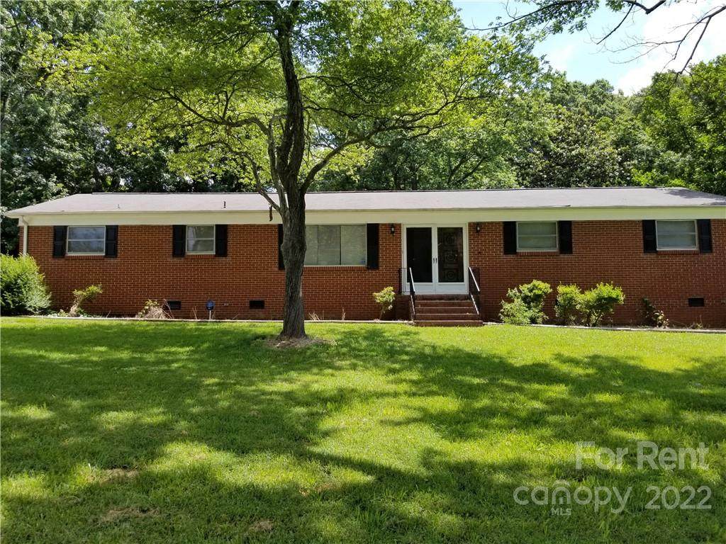 9633 Markus Drive - Photo 1