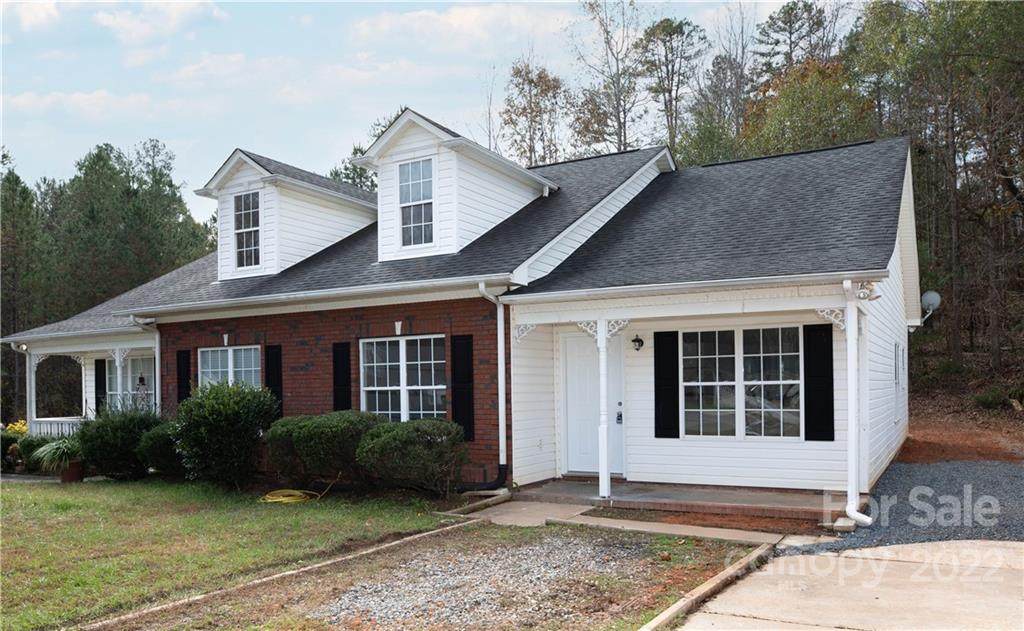 716 Cody Court - Photo 1