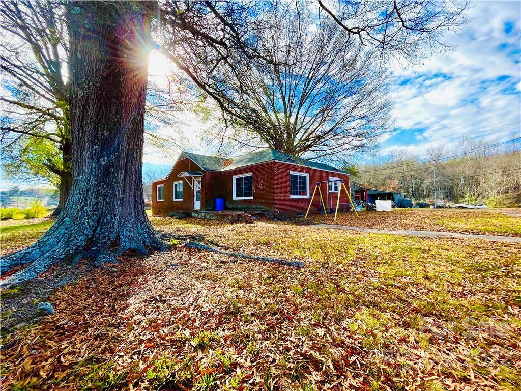 1067 Nc 16 Highway - Photo 1