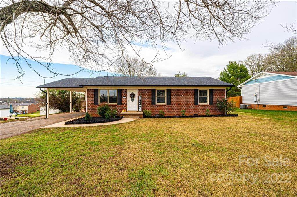 409 Klutz Street - Photo 1