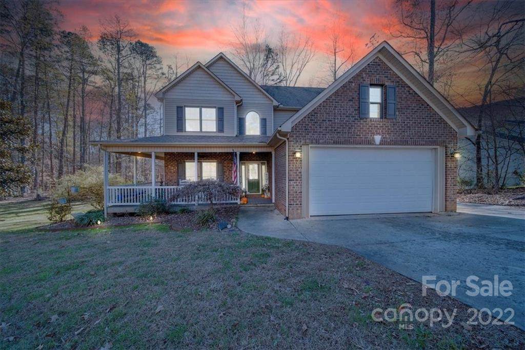 7300 Empire Drive - Photo 1
