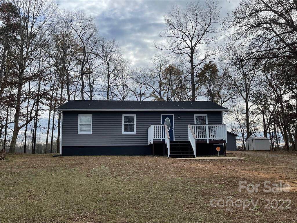 2815 Louise Drive - Photo 1