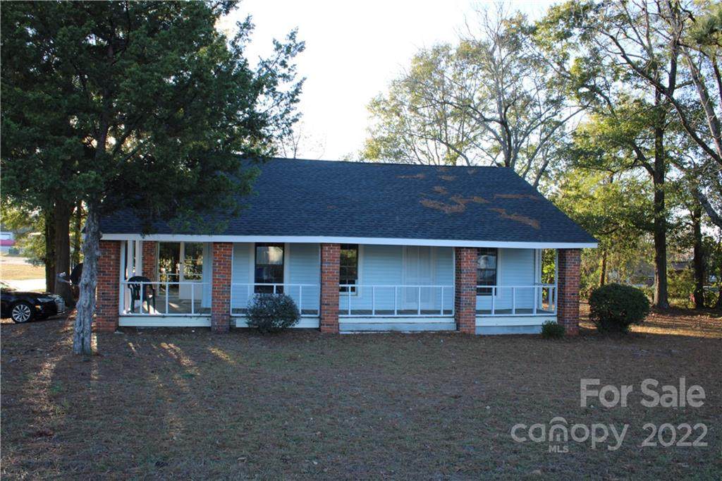 401 Sycamore Street - Photo 1