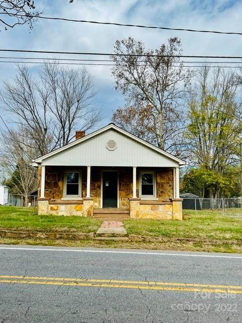 402 Main Avenue - Photo 1