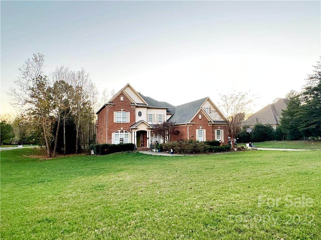10230 Annie Oakley Trail - Photo 1