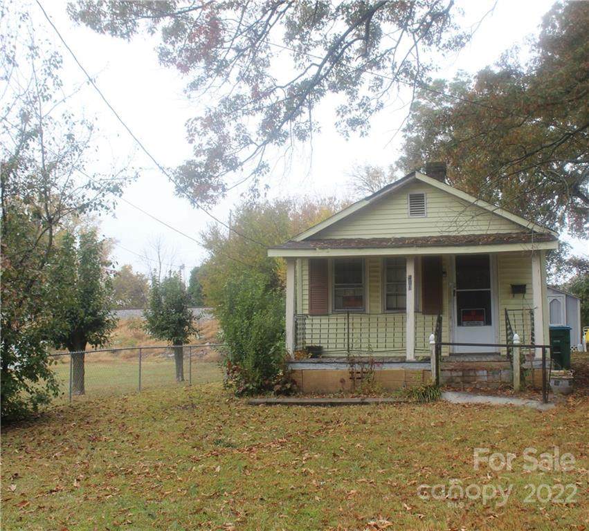401 Alabama Avenue - Photo 1