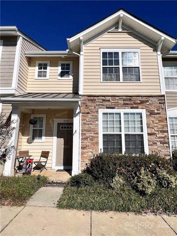 925 Copperstone Lane - Photo 1