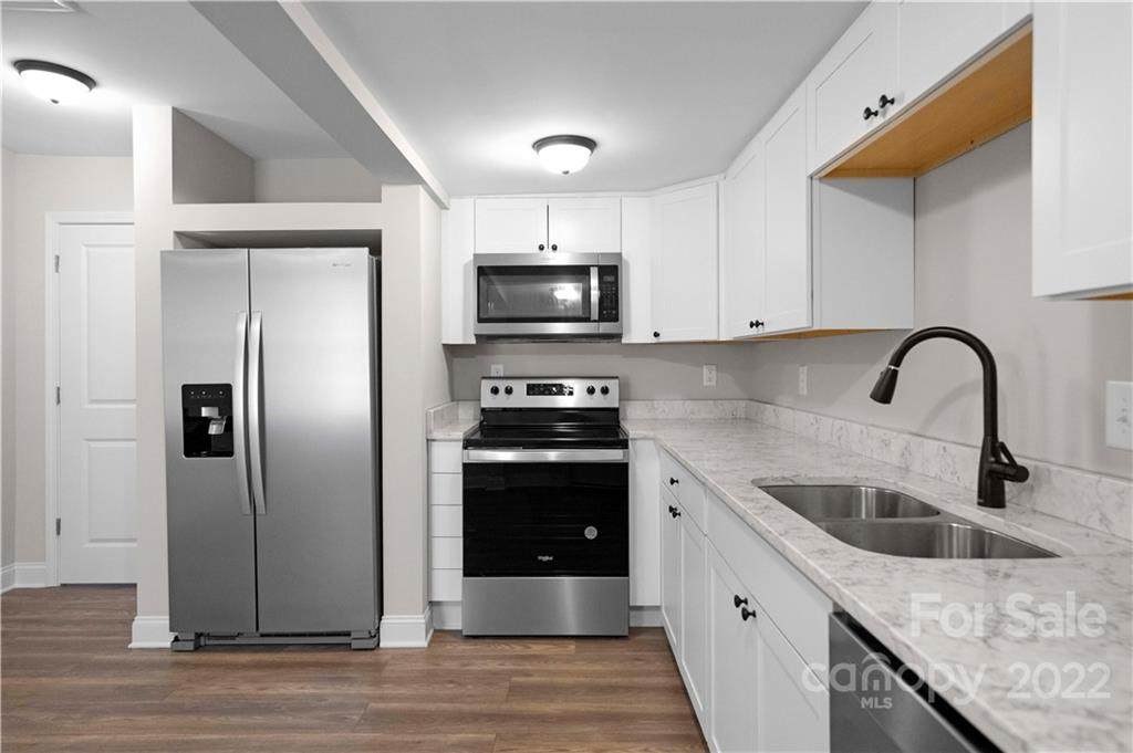 5520 Howard Street - Photo 1