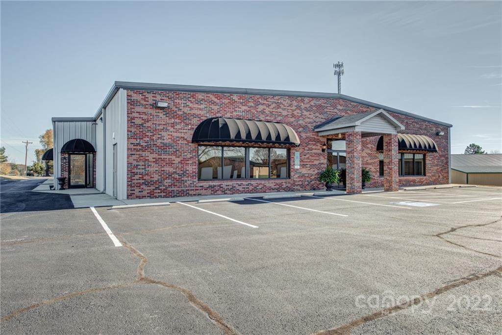 1334 Post Road - Photo 1