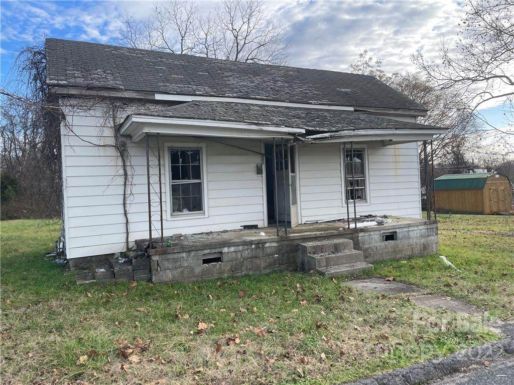 121 Dacotah Street - Photo 1