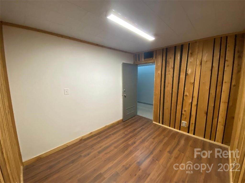 111 Charlotte Avenue - Photo 1