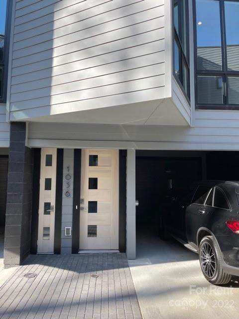 1056 Kenilworth Avenue - Photo 1