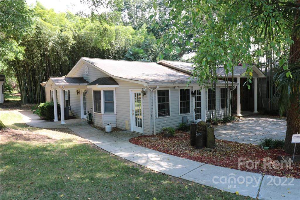 4589 Giles Avenue - Photo 1