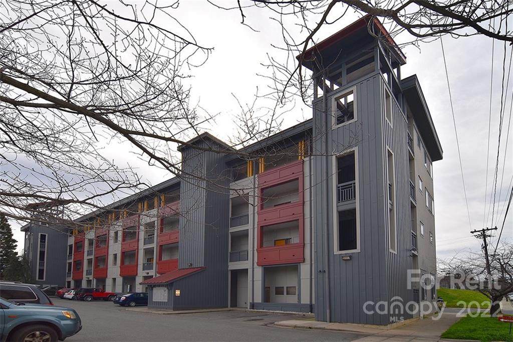 514 10th Street - Photo 1