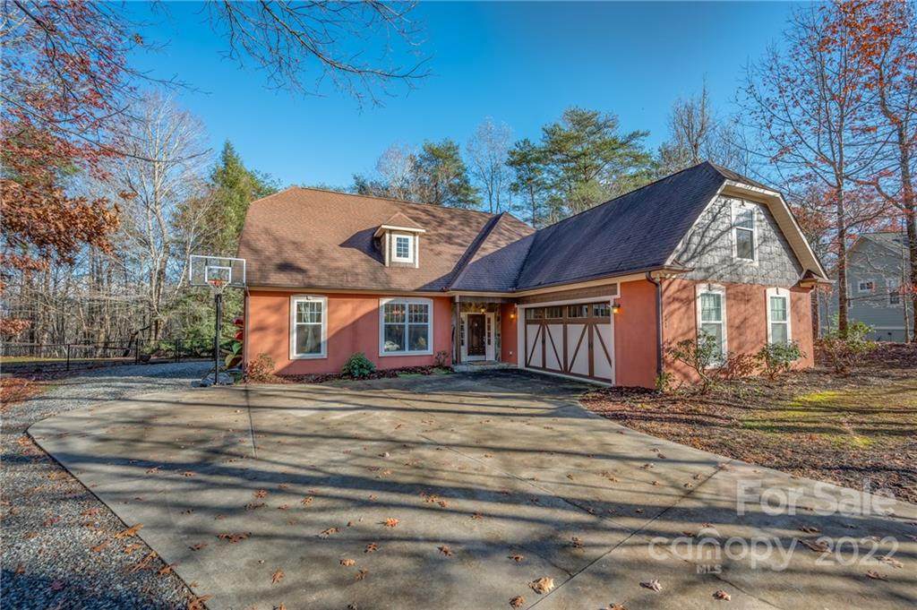 88 Killarney Drive - Photo 1