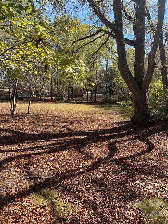 00 Crowell Avenue - Photo 1
