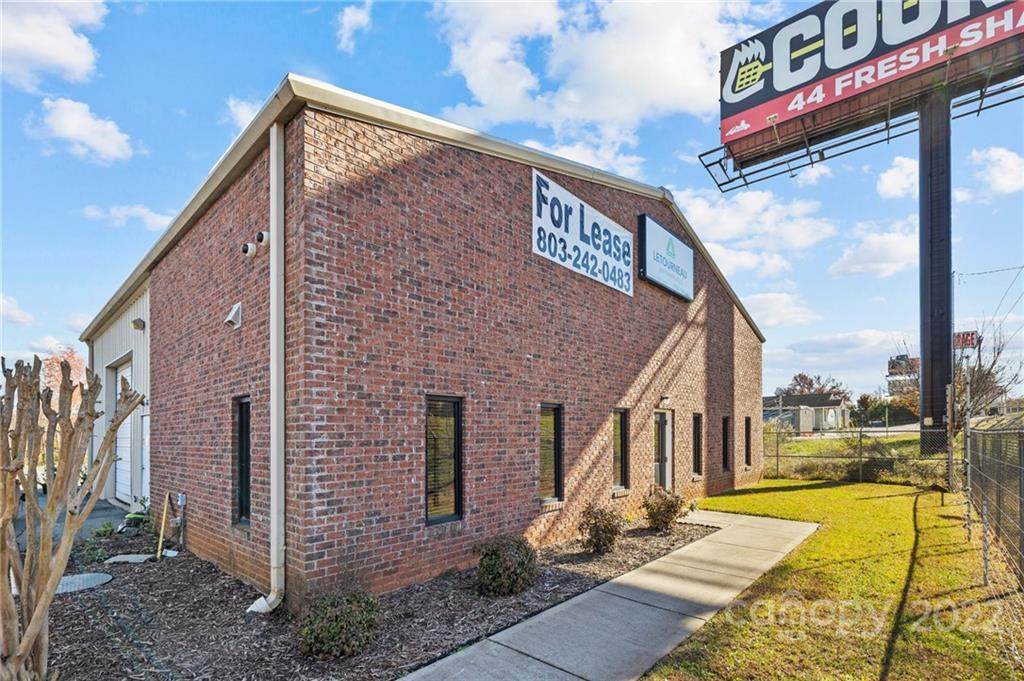566 Corporate Boulevard - Photo 1