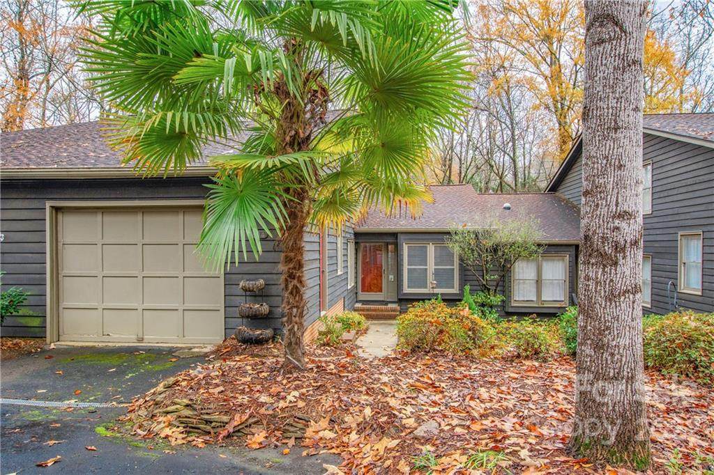 804 Bridgewood Drive - Photo 1