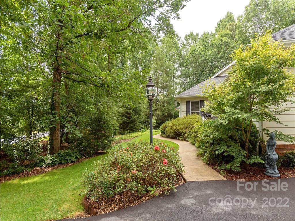 133 Old Town Way - Photo 1
