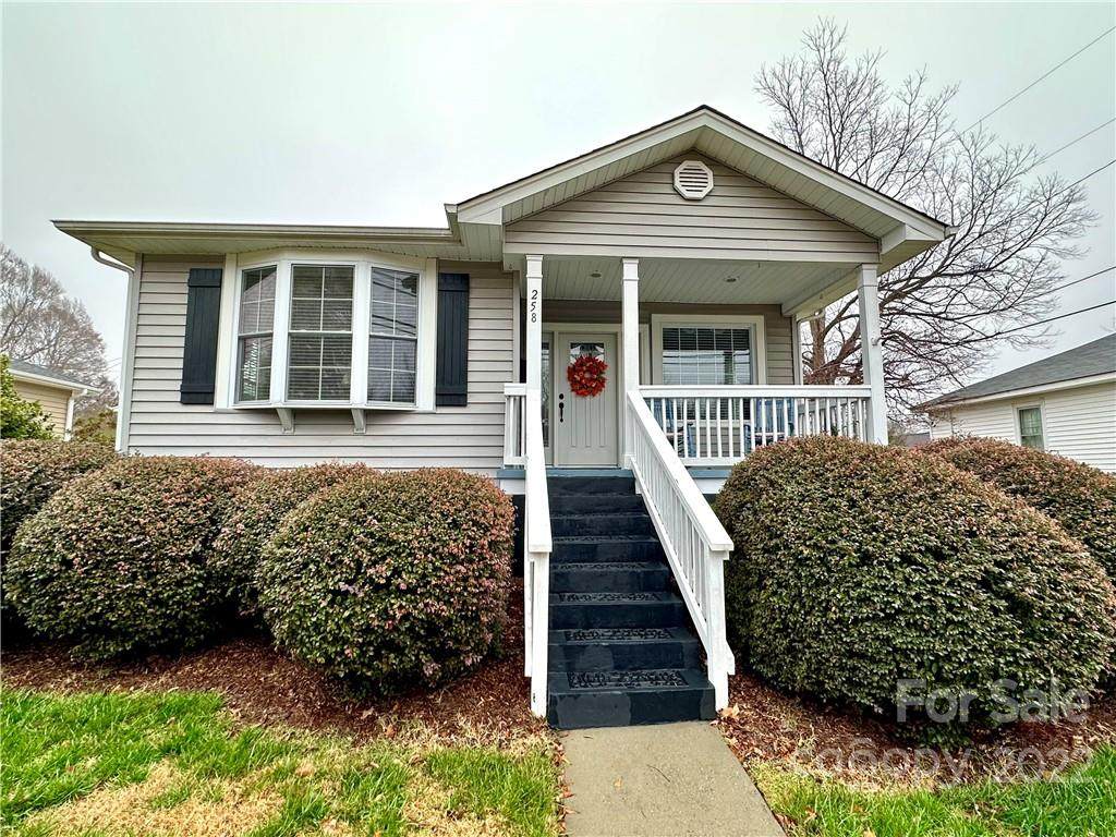 258 Eighth Avenue - Photo 1