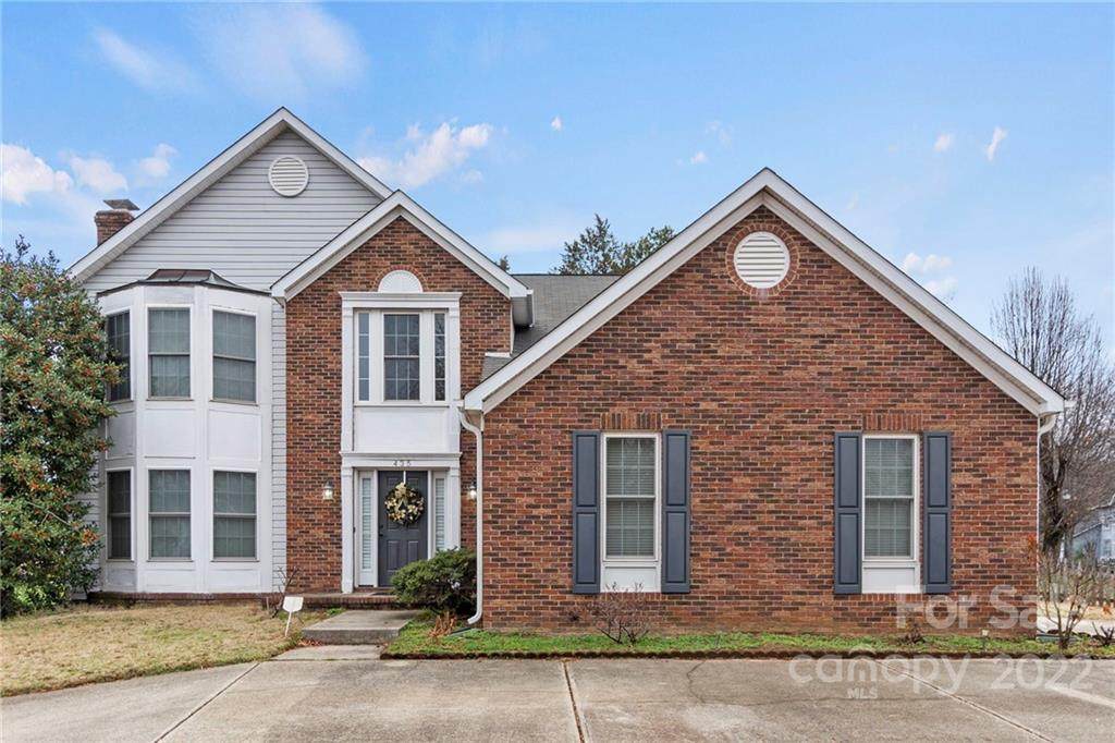 435 Halliwell Street - Photo 1