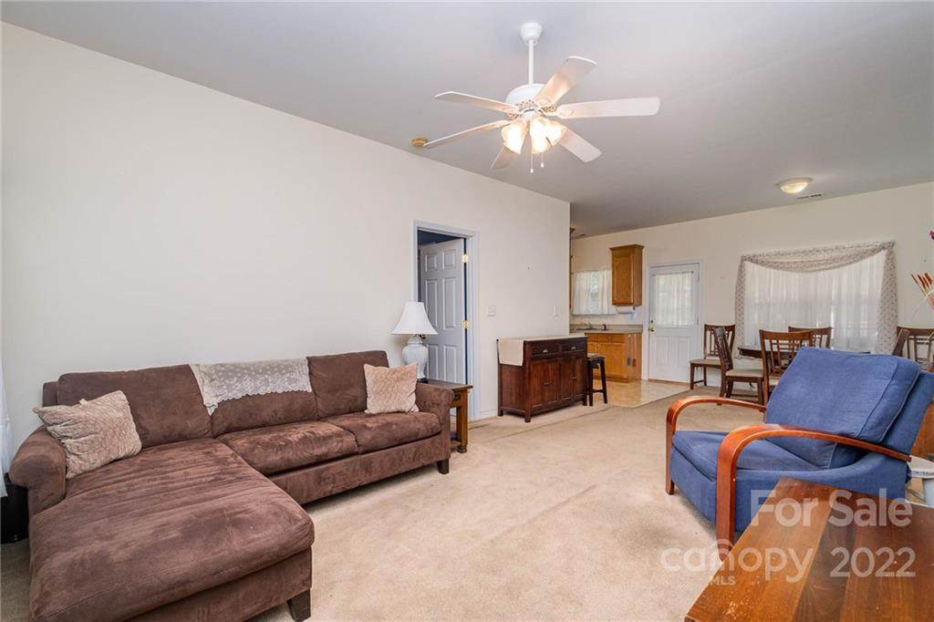 1204 Spencer Avenue - Photo 1