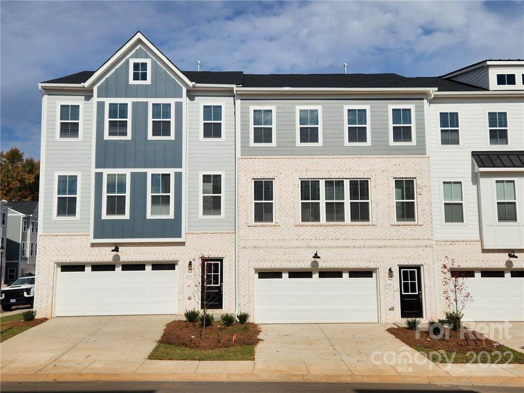 2636 Roseglen Lane - Photo 1