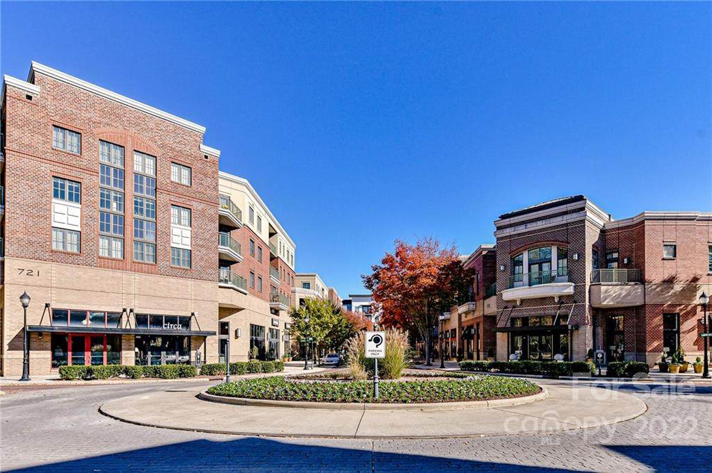 720 Governor Morrison Street - Photo 1