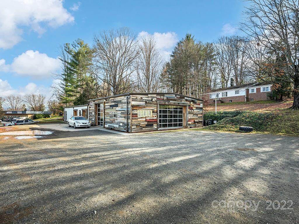 4725 Boylston Highway - Photo 1