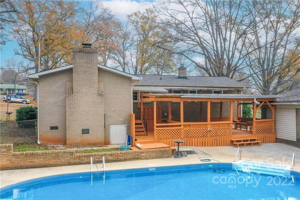 683 Legere Court - Photo 1