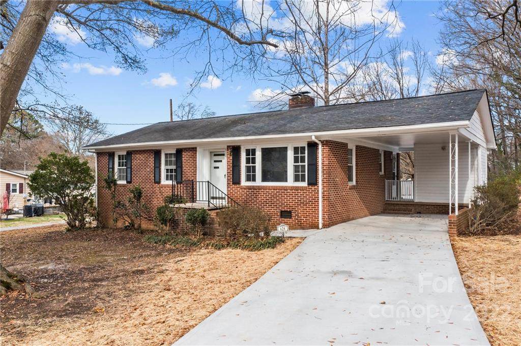 628 Westway Drive - Photo 1