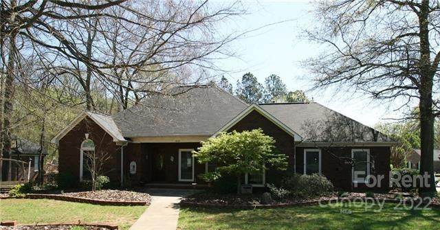 4832 Morris Glen Drive - Photo 1