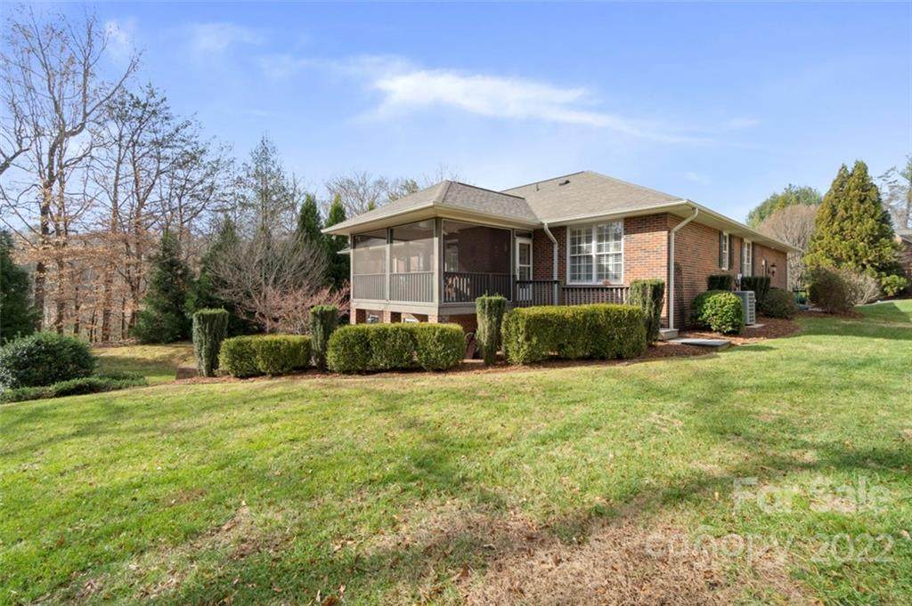 100 Crosscreek Drive - Photo 1