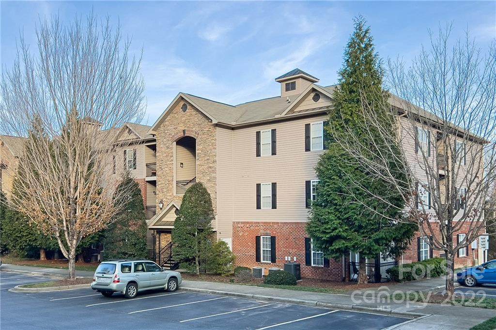 738 Appeldoorn Circle - Photo 1