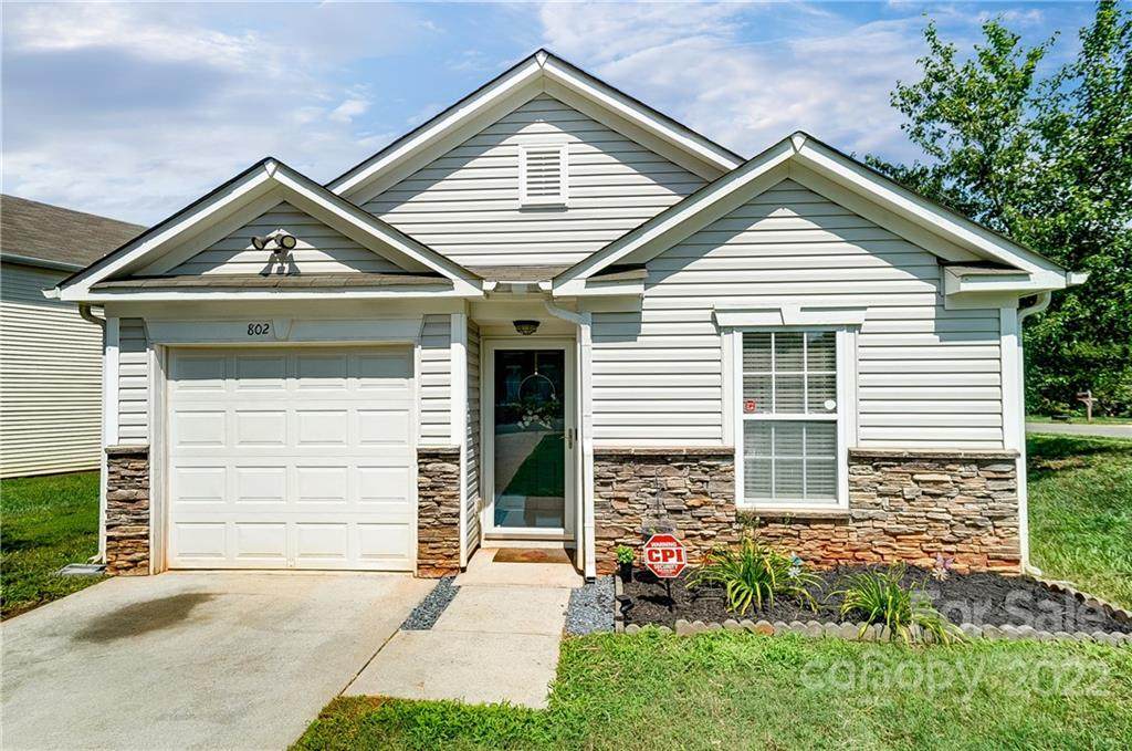802 Swearngan Ridge Court - Photo 1