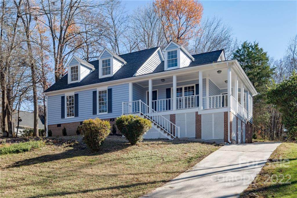 5618 All Saints Lane - Photo 1
