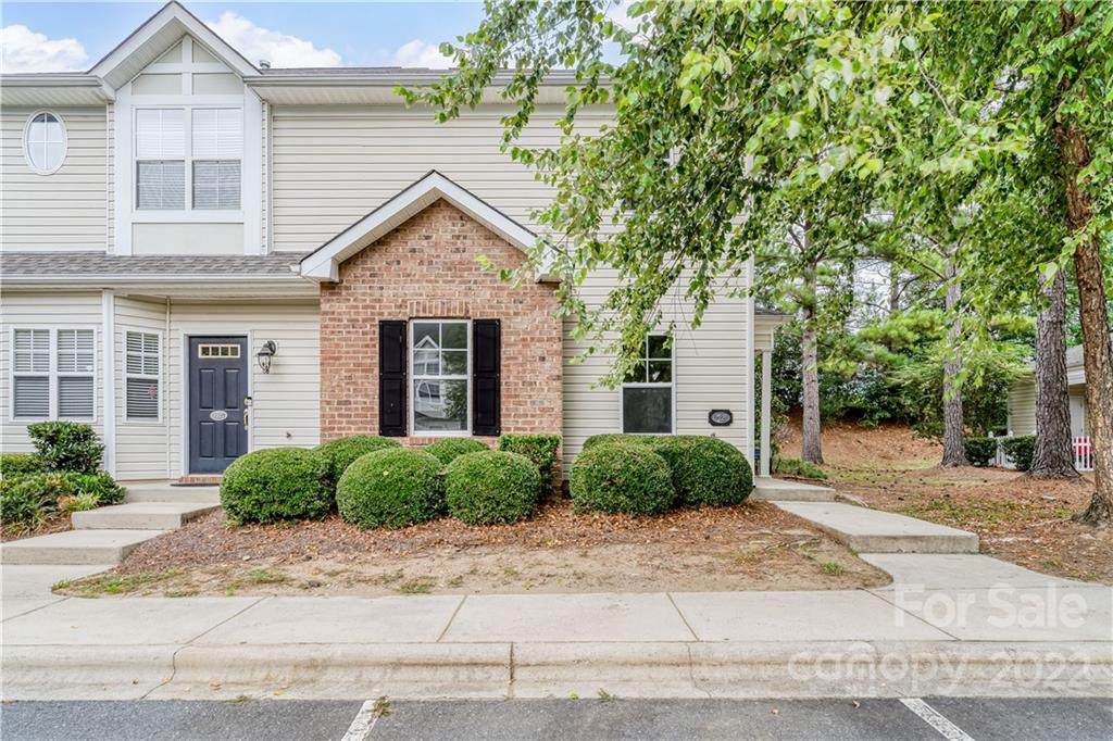 12223 Savannah Garden Drive - Photo 1