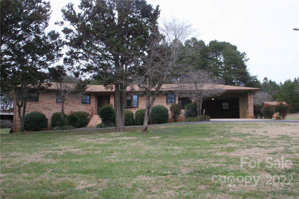 116 Spring Oaks Drive - Photo 1
