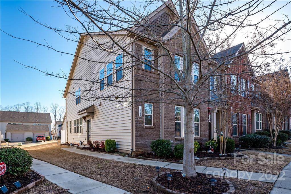 6023 Turkey Oak Lane - Photo 1