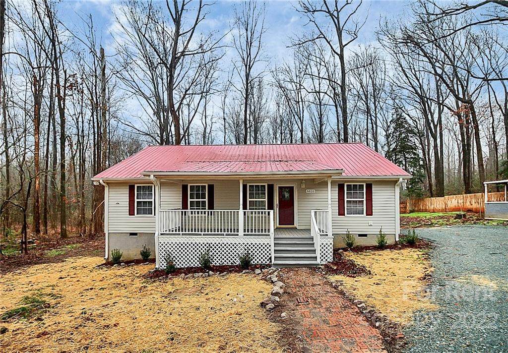 8820 Maggie Robinson Road - Photo 1